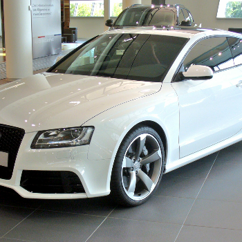 Audi RS5 - Автомобиль и мотоцикл